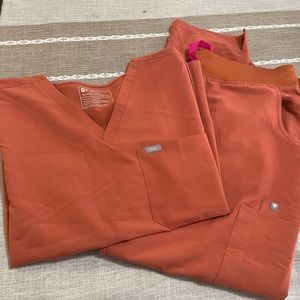 FIGS -Terra Cotta XXL TOP XL BOTTOM